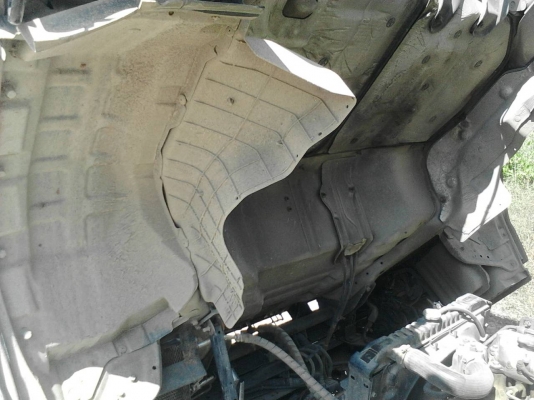 รถอีซูซุ 6 ล้อ ตู้แห้ง NPR 130 แรงม้า. ปี 48.   สนใจติดต่อ  081 - 6079515