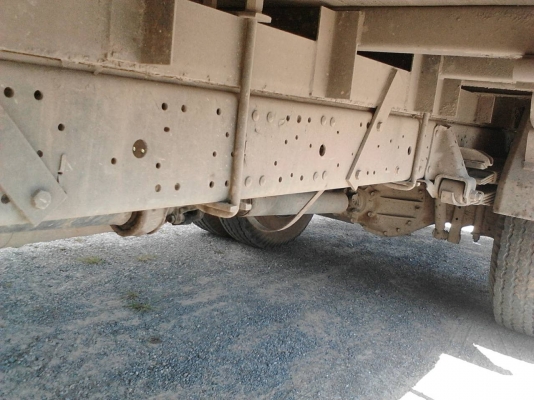 รถอีซูซุ 6 ล้อ ตู้แห้ง NPR 130 แรงม้า. ปี 48.   สนใจติดต่อ  081 - 6079515