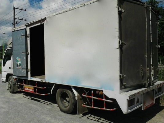 รถอีซูซุ 6 ล้อ ตู้แห้ง NPR 130 แรงม้า. ปี 48.   สนใจติดต่อ  081 - 6079515