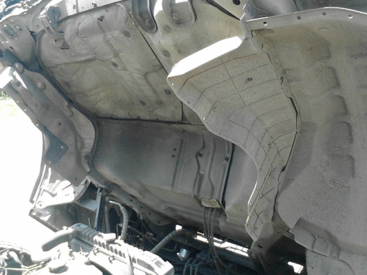 รถอีซูซุ 6 ล้อ ตู้แห้ง NPR 130 แรงม้า. ปี 48.   สนใจติดต่อ  081 - 6079515