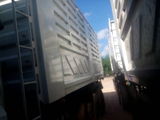 รถอีซูซุ 10 ล้อดั้ม FXZ  320 แรงม้า. ปี 51. ( ขาย แม่ , ลูก. )    สนใจติดต่อ  081 - 6079515