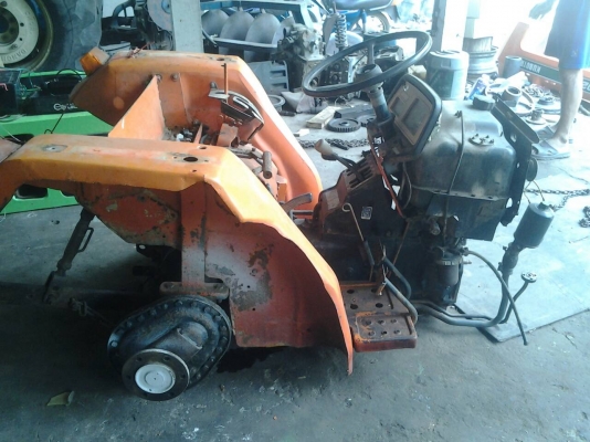 คูโบต้าL2002อุปกรณ์อยู่ครบครับหรือทำอะใหล่ก็คุ้มครับ