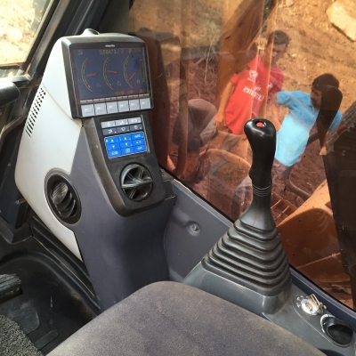 ขายแบคโฮรุ่น pc 138 us