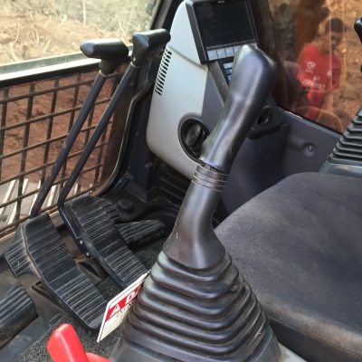 ขายแบคโฮรุ่น pc 138 us