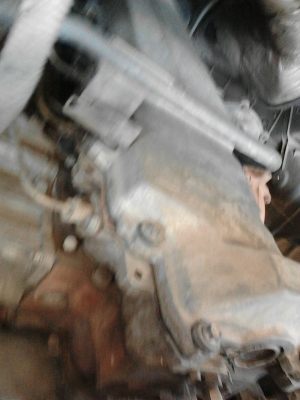 รถฮีโน่ 10 ล้อ หัวลาก FM1J  260 แรงม้า. ปี 48  ( ขาย เฉพาะแม่. ) , (  มีขาย 2 คัน.  )  สนใจติดต่อ  081 - 6079515