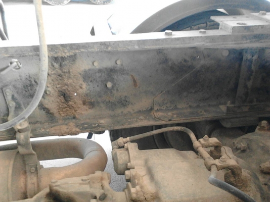 รถฮีโน่ 10 ล้อ หัวลาก FM1J  260 แรงม้า. ปี 48  ( ขาย เฉพาะแม่. ) , (  มีขาย 2 คัน.  )  สนใจติดต่อ  081 - 6079515