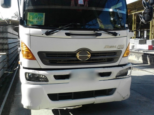 รถฮีโน่ 10 ล้อ หัวลาก FM1J  260 แรงม้า. ปี 48  ( ขาย เฉพาะแม่. ) , (  มีขาย 2 คัน.  )  สนใจติดต่อ  081 - 6079515