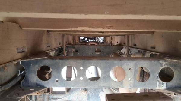 ขาย6ล้ออีซูซุ NKR110 เกียร์สั้น พร้อมคอกเสริมข้าง แชชซีสวยเครื่องเดิม 4BE1 พร้อมใช้งาน สวยเดิม