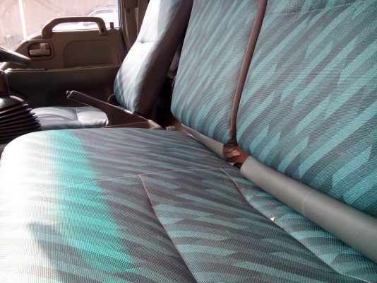 6 ล้อีซูสุ NPR  130  แรงม้า  ยาว 5 เมตร กว่า ปี 50 พร้อมใช้งาน  เล่มติดมือ...088 3970475 พงศกร