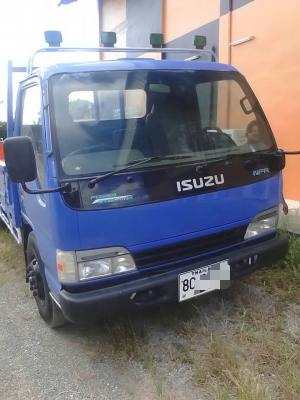 6 ล้อีซูสุ NPR  130  แรงม้า  ยาว 5 เมตร กว่า ปี 50 พร้อมใช้งาน  เล่มติดมือ...088 3970475 พงศกร