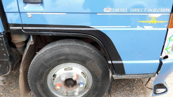 ขาย6ล้อคอก อีซูซุNPR115 สั้งลุย NPR59LU5F M แชชซีสวยเดิม ภาษีเต็มแชชซีสวยเดิม เอกสารเล่มทะเบียนพร้อมโอน