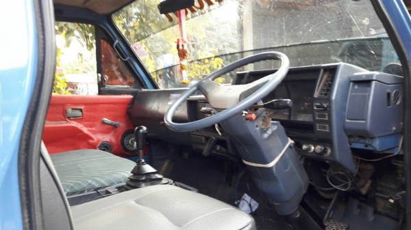 ขาย6ล้อคอก อีซูซุNPR115 สั้งลุย NPR59LU5F M แชชซีสวยเดิม ภาษีเต็มแชชซีสวยเดิม เอกสารเล่มทะเบียนพร้อมโอน