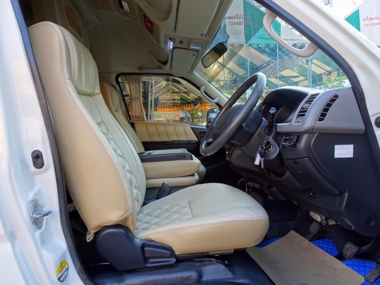 โทร 0922726669 คุณตันหยงรถตู้เบสมือสองฝั่งธน รถตู้ เบนซิน/cngปี 2011 แต่งเต็มๆ แอร์บัส ราคา 799000 บาท