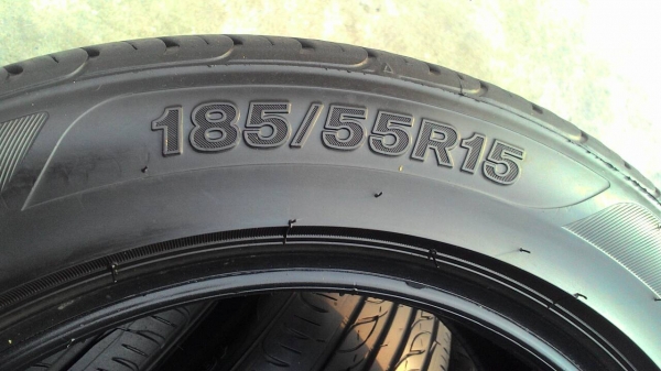 185/55R15 firestone TZ700 ชุด 4 เส้น ปี2013 tel.081-427-3941 ไอดีไลน์ autobot107 185/55R15 firestone TZ700 ชุด 4 เส้น ปี2013 tel.081-427-3941 ไอดีไลน์ autobot107