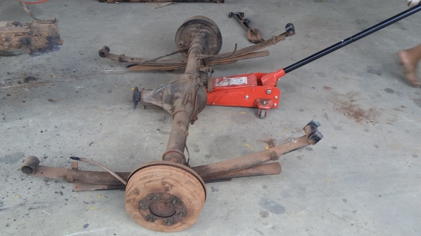 ขายเฟืองท้าย  นิสสัน บิ๊กเอ็ม ปี40 เฟืองไม่หอน สภาพดี