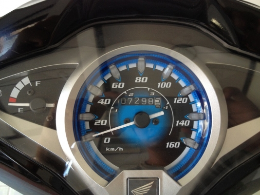 Wave125i โฉมล่าสุด ลายใหม่ วิ่ง7000 ปลายปี57 (ของแถม 4 รายการ)