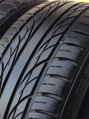 ยาง MARSHAL 195-55-15 ปี 13 2 เส้น 1300  สภาพสวยๆไม่มีปะไม่บวมดอกยางเหลือเยอะวิ่งใด้อีกนานค่ะ