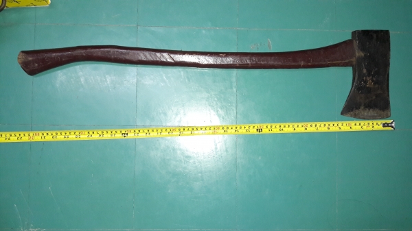 ขายขวานจระเข้เยอรมันขนาดใหญ่4ปอน ด้ามยาว33นิ้วงานยุคสงคราม Made in Germany.