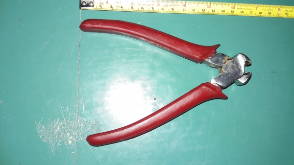 ขายคีมตัดงานเก่าเก็บโซเวียตUSSR ด้ามยางกันไฟฟ้า1000V ขายคีมตัดงานเก่าเก็บโซเวียตUSSR ด้ามยางกันไฟฟ้า1000V