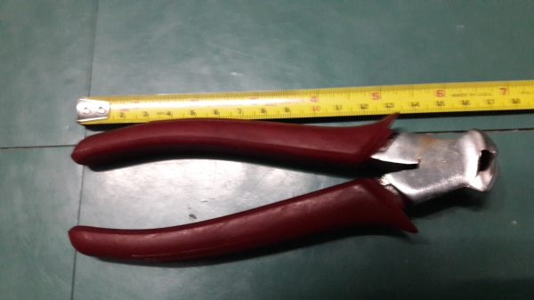 ขายคีมตัดงานเก่าเก็บโซเวียตUSSR ด้ามยางกันไฟฟ้า1000V ขายคีมตัดงานเก่าเก็บโซเวียตUSSR ด้ามยางกันไฟฟ้า1000V