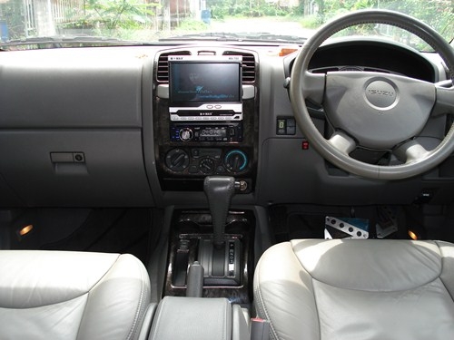 ISUZU THAI RUNG ADVENTURE ELEGANCE 3.0 TURBO (4WD) 2005 ISUZU THAI RUNG ADVENTURE ELEGANCE 3.0 TURBO (4WD) 2005