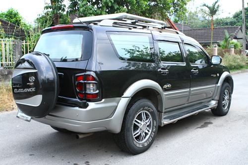 ISUZU THAI RUNG ADVENTURE ELEGANCE 3.0 TURBO (4WD) 2005 ISUZU THAI RUNG ADVENTURE ELEGANCE 3.0 TURBO (4WD) 2005