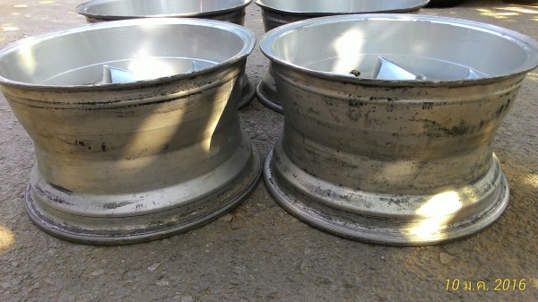 ขายล้อแม็กขอบ15 แนวเรโทว ขายล้อแม็กขอบ15 แนวเรโทว