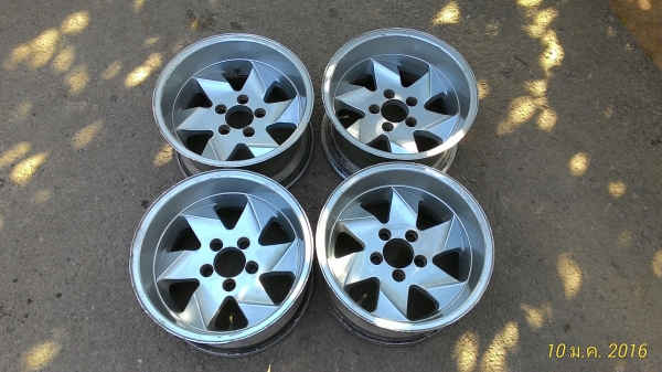 ขายล้อแม็กขอบ15 แนวเรโทว