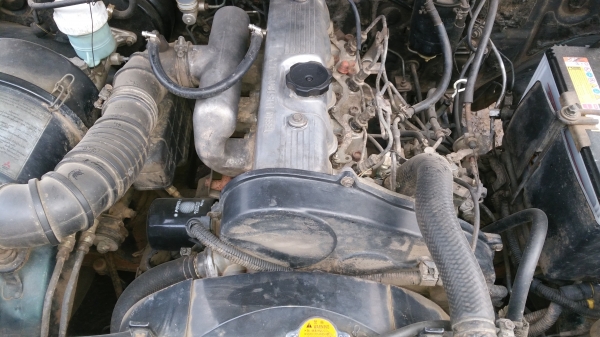 MITSUBISHI สตราด้า  ปี  40  เครื่องดี  ครัชชีสวย  รถพร้อมใช้งาน