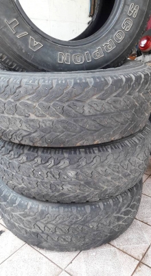 ยาง 235 75 r15 4เส้น 500