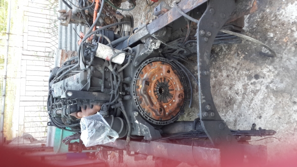 เครื่องวอลโว่d6b พร้อมหม้อนํ้าอินเตอร์สวยๆ  100000 ครับ