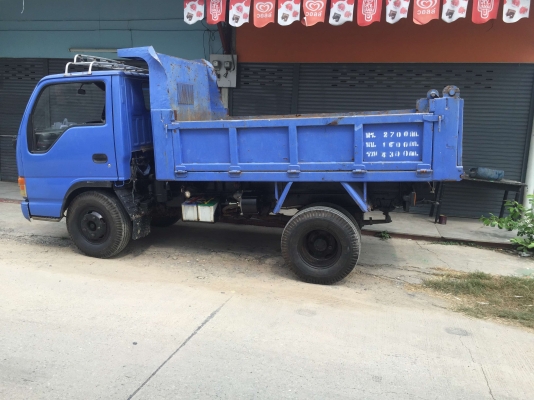 ขายหกล้อเล็ก ISUZU สภาพดี ขายหกล้อเล็ก ISUZU สภาพดี