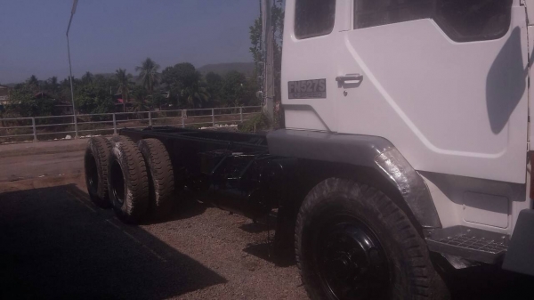 ขายรถบรรทุก Mitsubishi/Fuso 527 TD 195 เเรงม้า หังคัชชี พร้อมใช้งาน สนใจ ติดต่อ คุณเสน่ห์ 0932409414