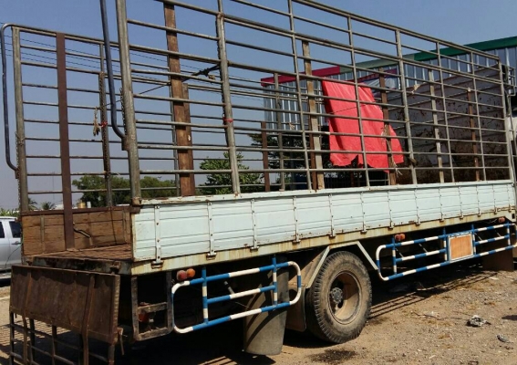 หกล้อ ฮีโน่ FF3H195ห้างแท้ แอร์ เวอร์ ทิฟฟี ยาง900ช่วงยาว7.20ม สภาพดีเดิมๆพร้อมใช้งาน ทะเบียนพร้อมโอน ราคา 645,000บ รถบ้านสภาพดีเดิมๆพร้อมใช้