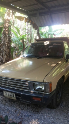 รถกะบะดั๊ม โตโยต้า