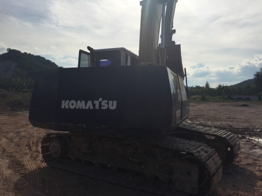 ขายรถแบคโฮ KOMATSU PC200--5 คอลโทรลสั้น ระบบไฟเต็ม เอกสารอินวอย ราคา 600000