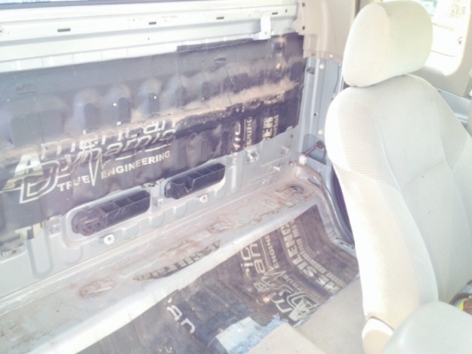 ขายตัดโตโยต้า วีโก้ ปี08 ตัวE พ.ศ.2551 รถขับดีวิ่งน้อย รถเคยติดเครื่องเสียงโชว์งานมาก่อน ขาย 289,000 บาท ตอนนี้รื้อออกแล้ว ตามรูปเลยครับ  ติดต่อคุณเอ๋ 092-6356419