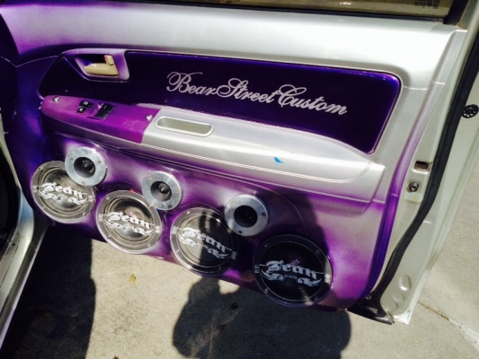 ขายตัดโตโยต้า วีโก้ ปี08 ตัวE พ.ศ.2551 รถขับดีวิ่งน้อย รถเคยติดเครื่องเสียงโชว์งานมาก่อน ขาย 289,000 บาท ตอนนี้รื้อออกแล้ว ตามรูปเลยครับ  ติดต่อคุณเอ๋ 092-6356419