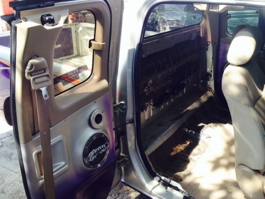 ขายตัดโตโยต้า วีโก้ ปี08 ตัวE พ.ศ.2551 รถขับดีวิ่งน้อย รถเคยติดเครื่องเสียงโชว์งานมาก่อน ขาย 289,000 บาท ตอนนี้รื้อออกแล้ว ตามรูปเลยครับ  ติดต่อคุณเอ๋ 092-6356419