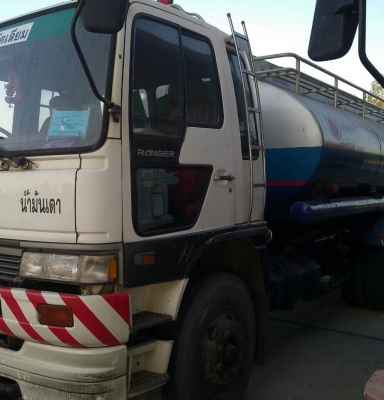 สิบล้อ ฮีโน่ FM227LD 220แรง 2เพา บรรทุกน้ำมัน16,000ลิต สภาพดีสวยๆพร้อมใช้ ทะเบียนพร้อมโอน สิบล้อ ฮีโน่ FM227LD 220แรง 2เพา บรรทุกน้ำมัน16,000ลิต สภาพดีสวยๆพร้อมใช้ ทะเบียนพร้อมโอน