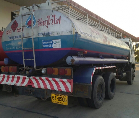 สิบล้อ ฮีโน่ FM227LD 220แรง 2เพา บรรทุกน้ำมัน16,000ลิต สภาพดีสวยๆพร้อมใช้ ทะเบียนพร้อมโอน สิบล้อ ฮีโน่ FM227LD 220แรง 2เพา บรรทุกน้ำมัน16,000ลิต สภาพดีสวยๆพร้อมใช้ ทะเบียนพร้อมโอน