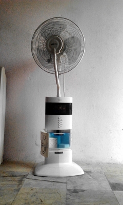 ขายพัดลมไอหมอก ASTINA สภาพสวยราคาถูก