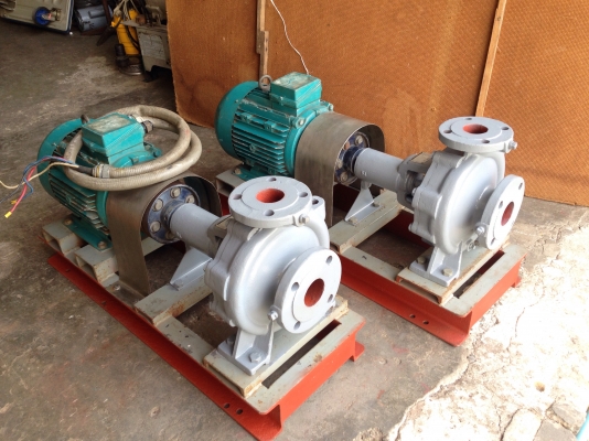 ขายชุดปั้มน้ำหอยโข่ง Kawamoto ขนาดเข้า 2.5นิ้ว ออก 2นิ้ว ใบพัดทองเหลือง made in Japan พร้อมมอเตอร์ Brooks 7.5HP. 2800rpm. สภาพสวย พร้อมใช้งาน มี 2ชุดครับ