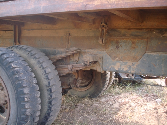 ขายรถหกล้อหัวยาวดั้ม