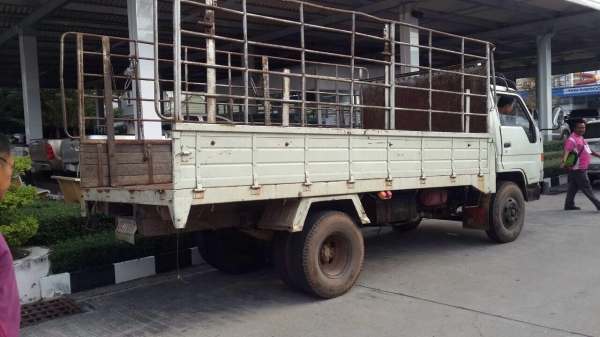 ขาย toyota dyna 115 แรง