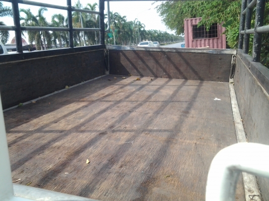 ISUZU NHR สภาพป้ายแดง สีสวย ไม่มีผุ พร้อมใช้งาน