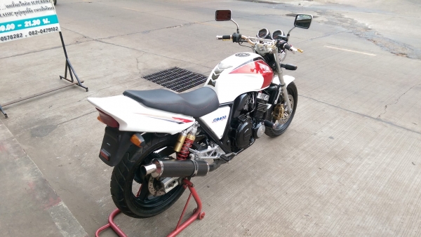 ขายคับ HONDA CB400 ปี98เวอร์ชั่นSไมล์แดง สีสวย ท่อแต่ง แฮนด์บาร์ กันล้ม อินวอยส์ สรรพสามิตร ราคา 69500 บาท ส่งได้ทั่วไทยคับ สนใจติดต่อ 081-0578282 FACEBOOK ชาญณรงค์ ป๊อป ชัยอมฤต ไอดีไลน์ POPBIGBIKESAKON คับ สนใจรถสวย ถูก ดี ต้อง POP BIGBIKE SAKONNAKHON คล