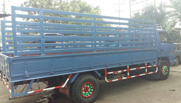 หกล้อ อีซูซุ NPR115ช่วงล่างใหญ่ Fหน้าFหลัง ยาง8.25 ยาว5ม สภาพดีเดิมบางสวยพร้อมใช้ ทะเบียนพร้อมโอน