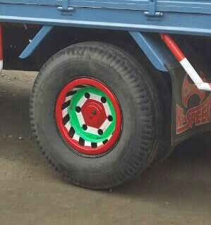 หกล้อ อีซูซุ NPR115ช่วงล่างใหญ่ Fหน้าFหลัง ยาง8.25 ยาว5ม สภาพดีเดิมบางสวยพร้อมใช้ ทะเบียนพร้อมโอน