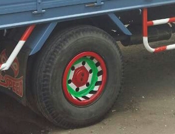 หกล้อ อีซูซุ NPR115ช่วงล่างใหญ่ Fหน้าFหลัง ยาง8.25 ยาว5ม สภาพดีเดิมบางสวยพร้อมใช้ ทะเบียนพร้อมโอน